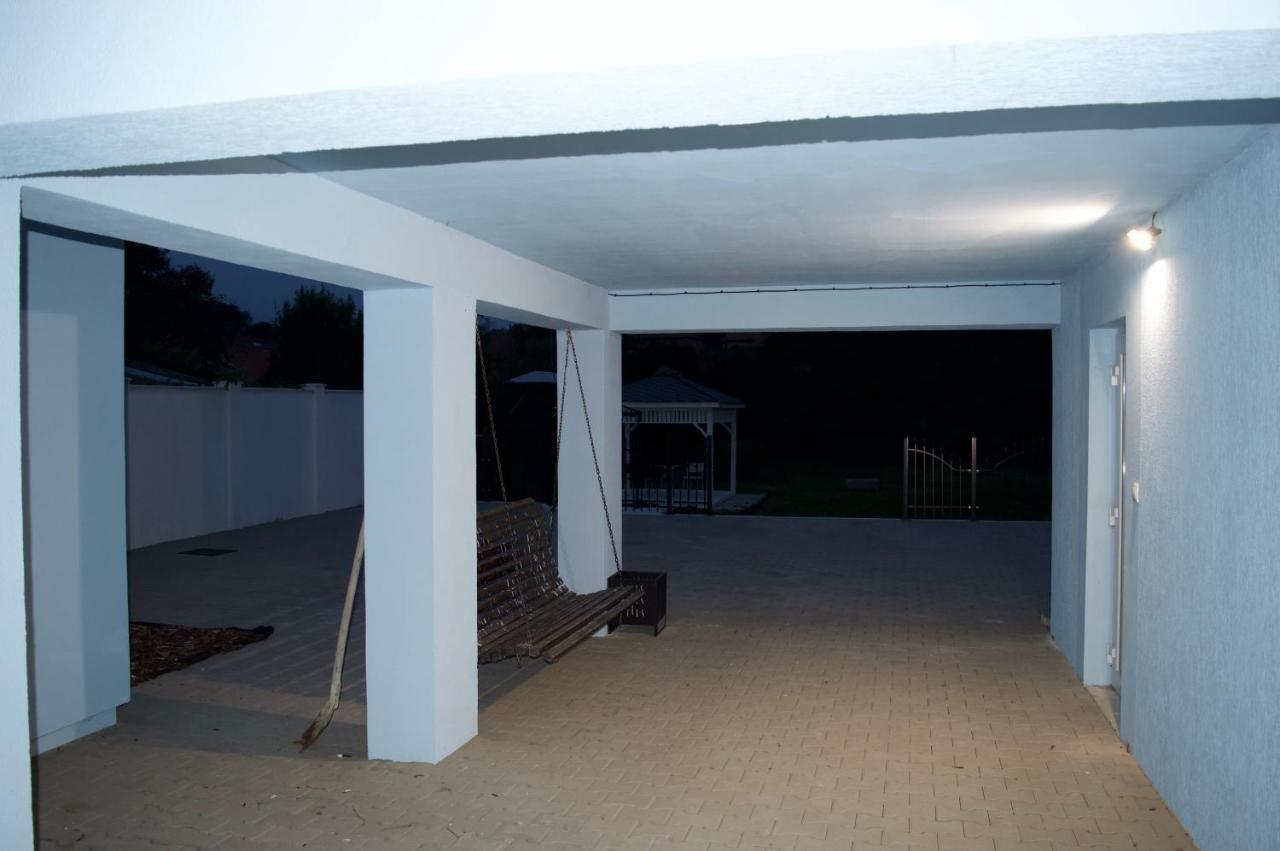 Apartmany Modry Dom Podhajska Exterior photo